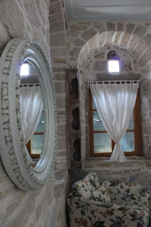 Eski Tas Hotel Çeşme Extérieur photo