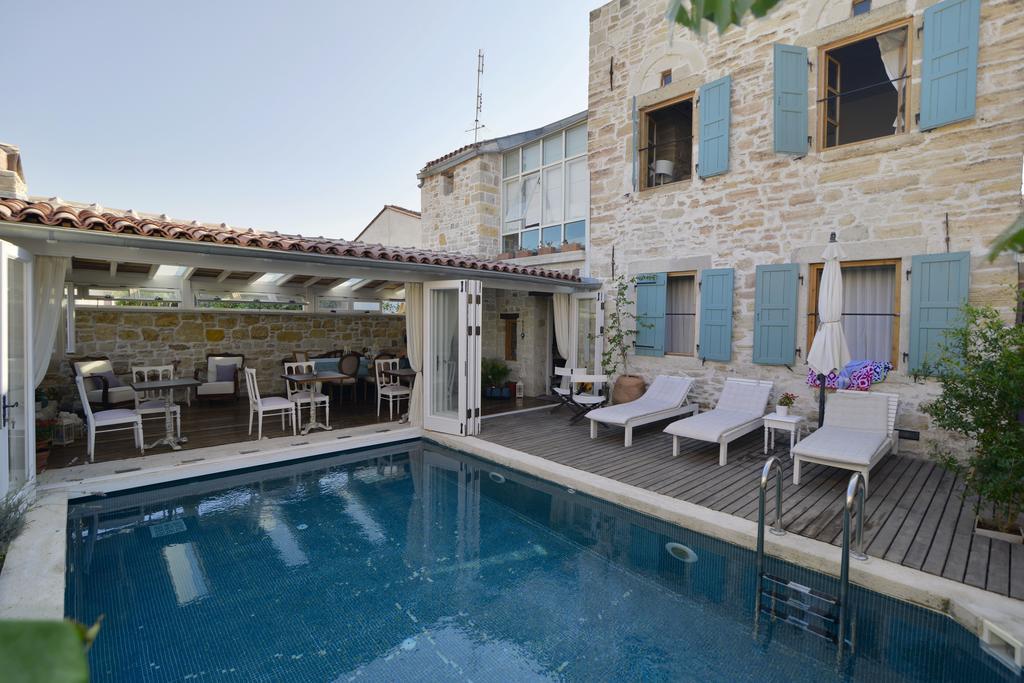 Eski Tas Hotel Çeşme Extérieur photo