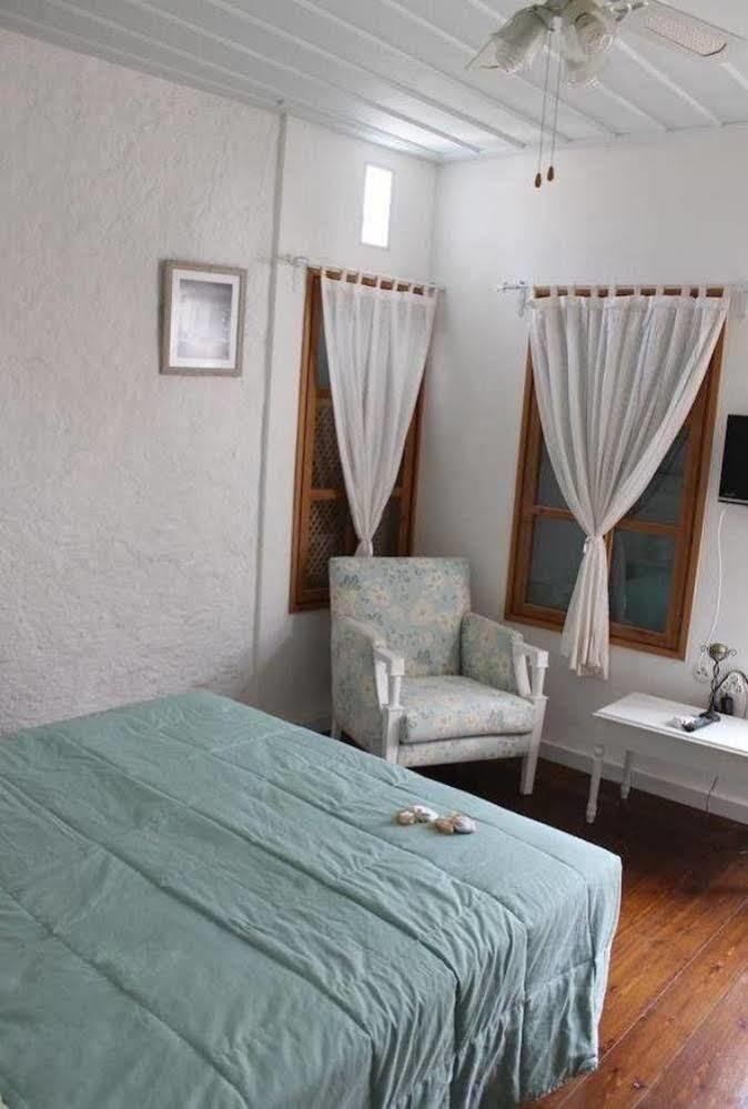 Eski Tas Hotel Çeşme Extérieur photo